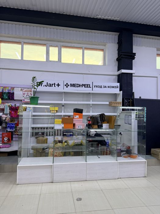 Продается витринная мебель!!