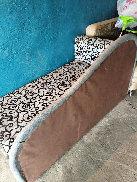 Продам диван софа