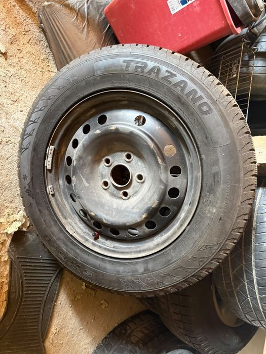 Зимняя ризина 235/65 R17