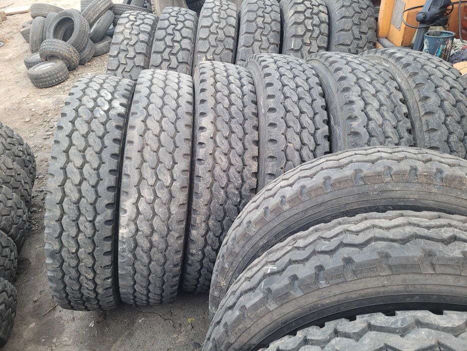 Roti jante anvelope 10R22.5 si 12R22.5 si 9R22.5 si 275/80r22.5 si 295/80r22.5 roti cu 8 gauri