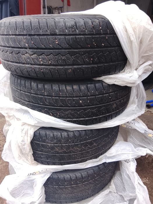 Шины всезенные комплект