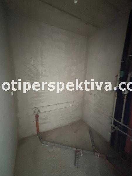 Продава се Тристаен апартамент в Пловдив, Тракия - 100 кв.м за 1499 €/кв.м - Снимка #3