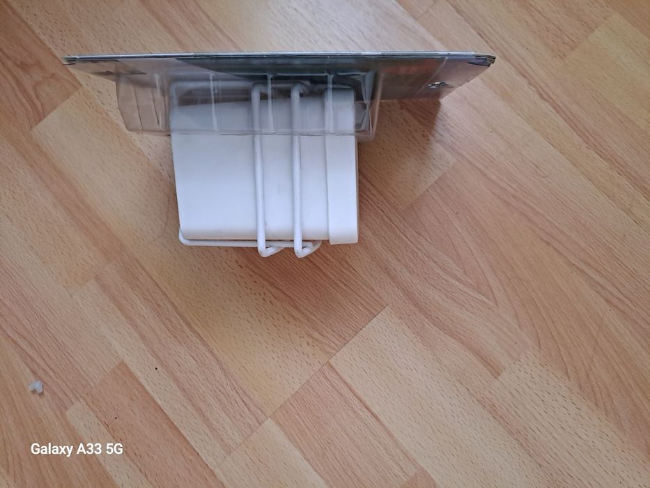 Vând suport de baie,  sigilat,  calitate excepțională,  Wenko