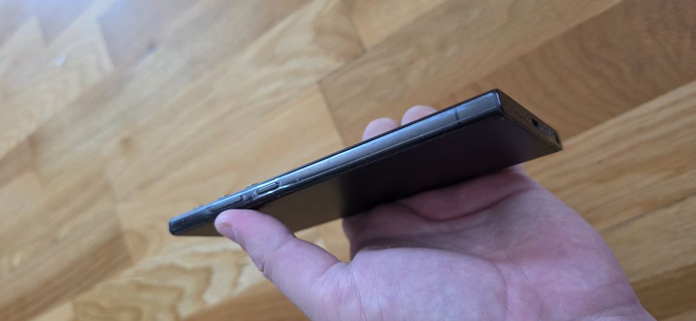 Vând Samsung  S23 Ultra 512 GB , Husa UAG