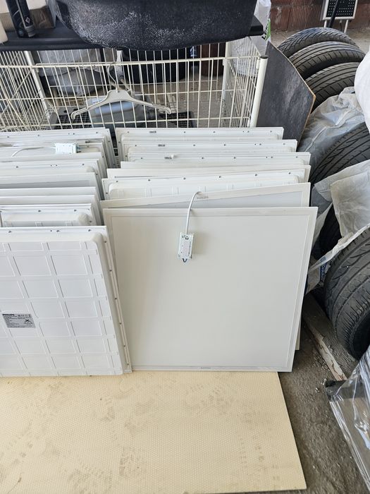 Panou led pentru tavan fals led Philips 34w