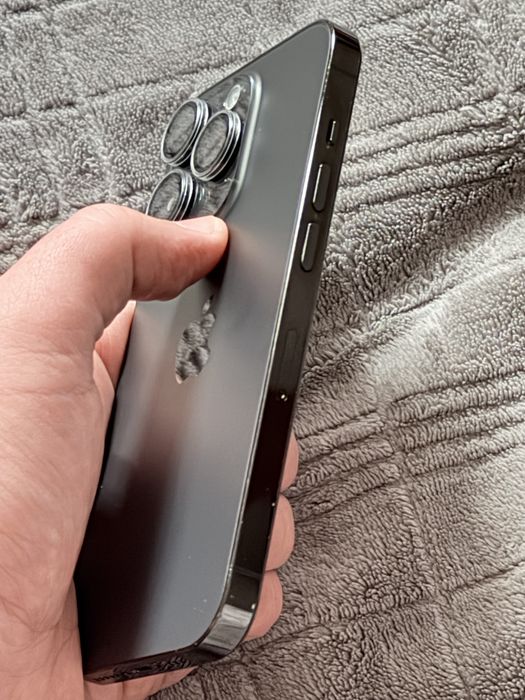 продам айфон(iphone) 14 pro без ремонта