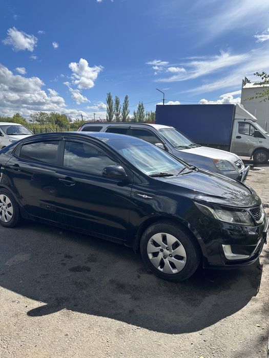 Продам Kia rio 2014