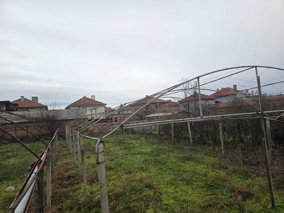 Стари оранжерии 2бр.