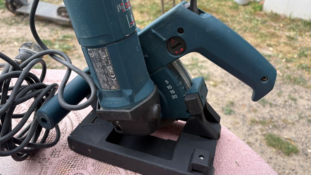 Bosch GNF 20 CA канална фреза