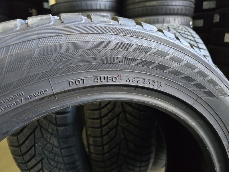 235/55/19 YOKOHAMA 4бр