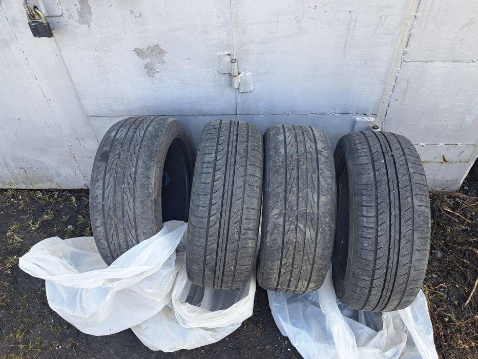 Продам летнюю резину 17