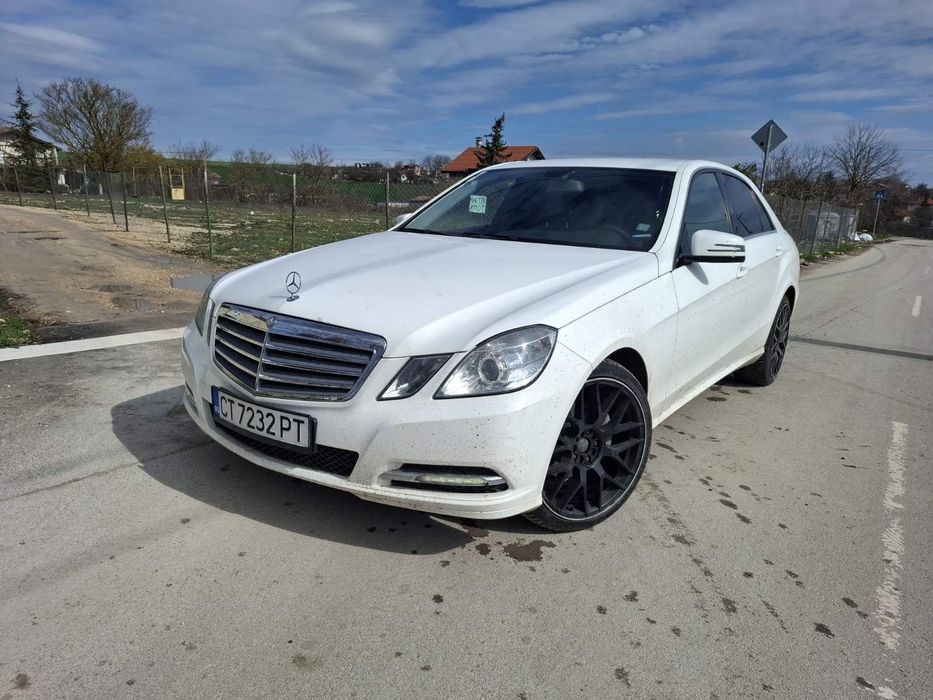 Mercedes E класа 2013 година на части 2000 кубика дизел