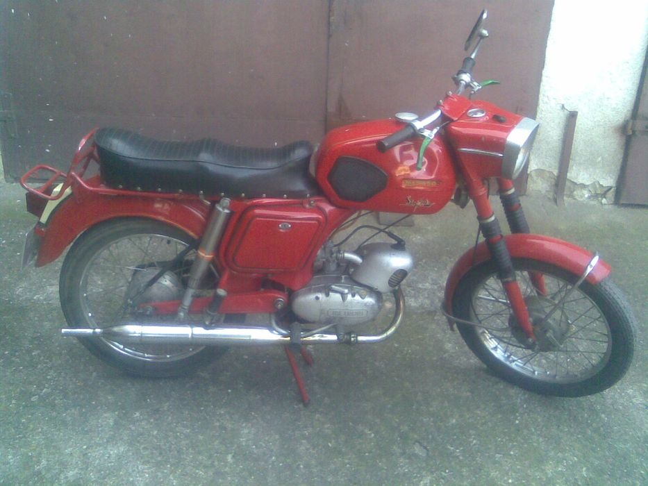 Motoreta Mobra 50 S