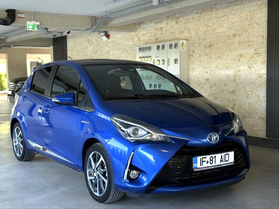 Toyota yaris 2018 Hybrid cutie automata panorama