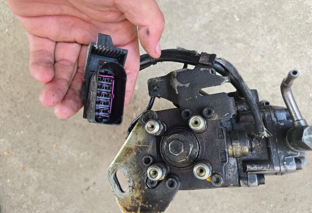 Горивна помпа 1.9 110к.с