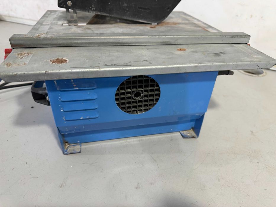 Машина за плочки - 550 W / 180 mm