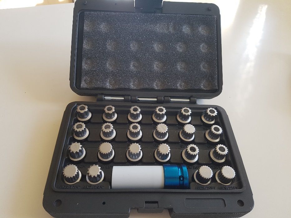 Глави за развиване на секретни болтове на VW AUDI SKODA SEAT BMW