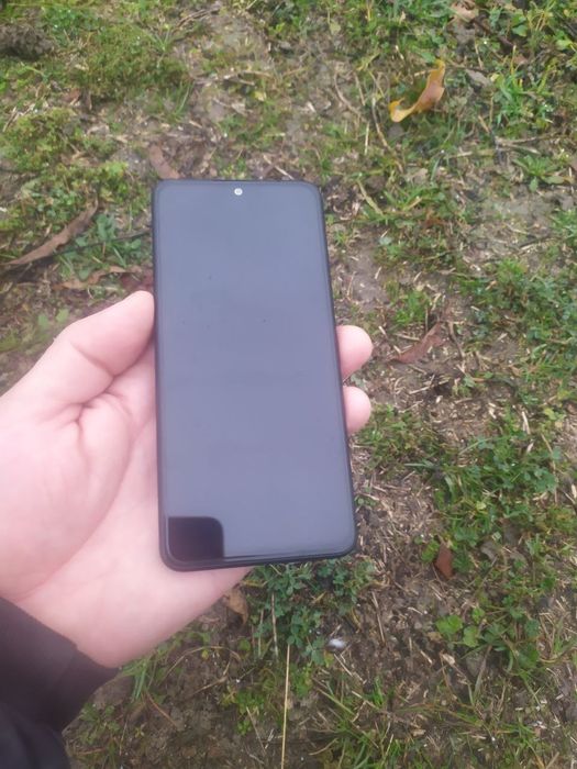Xiaomi Redmi note 12 256/8 sotiladi