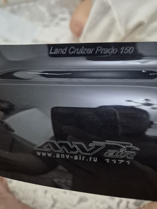 Ветровики, дефлекторы Прадо 150