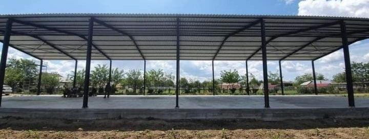 Vand și construiesc o gama larga de hale sau structuri metalice noi ne