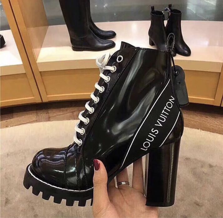 Продам ботинки новые, кожа