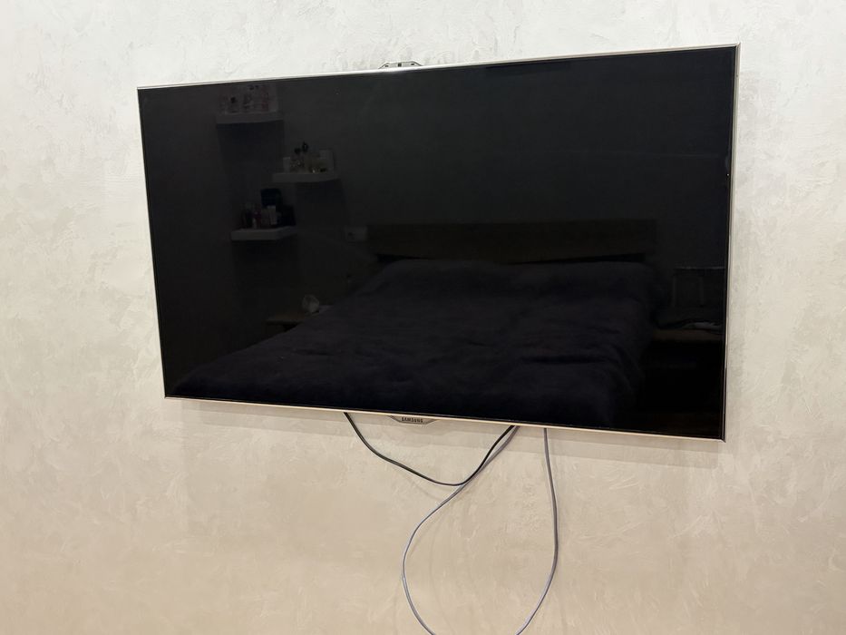 Телевизор на запчасти