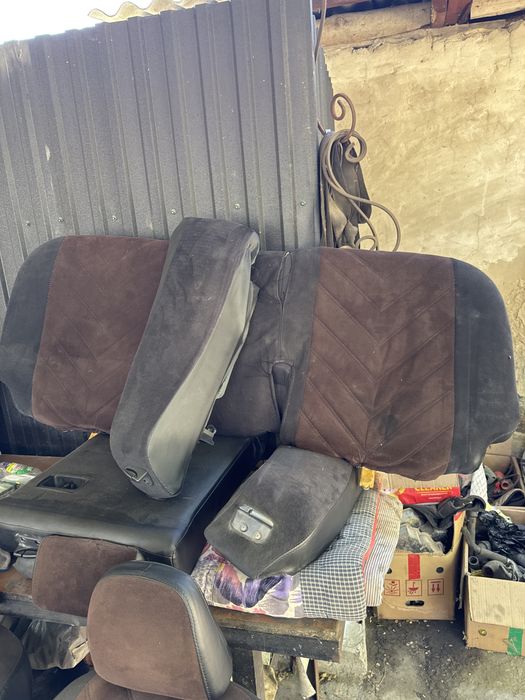 Продам сиденья от camry 50