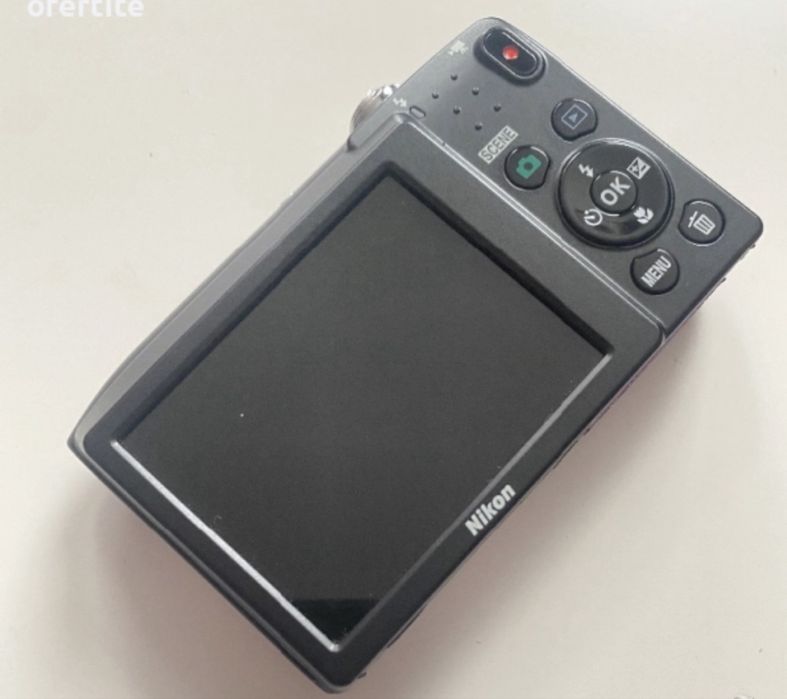 Nikon COOLPIX S2800 / 20.1 MP