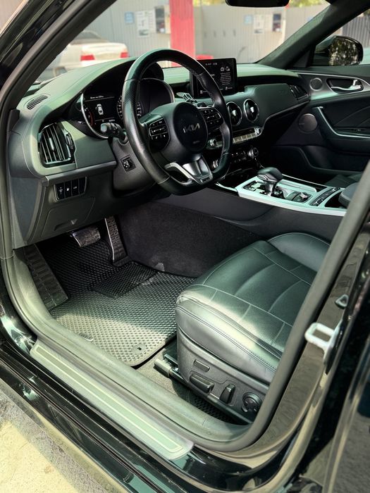 Kia stinger 2023 yil