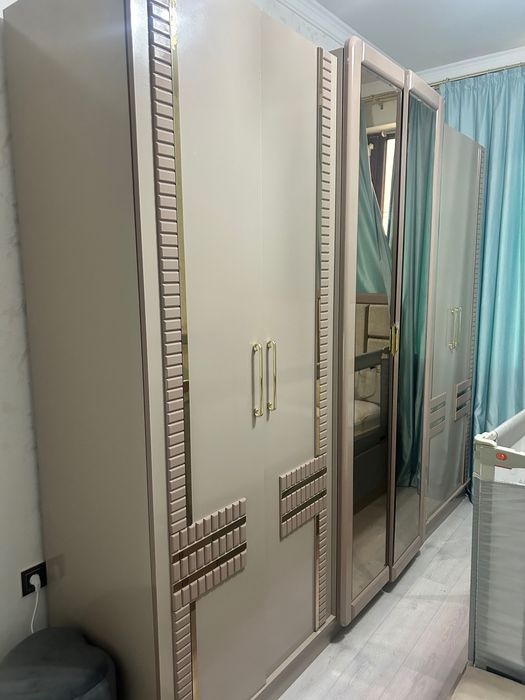 Спальный гарнитур