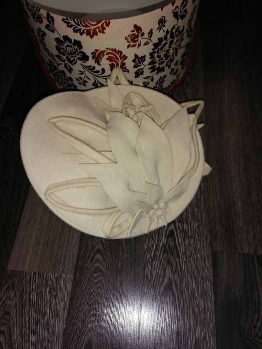 Шапка Ирина Сардарева