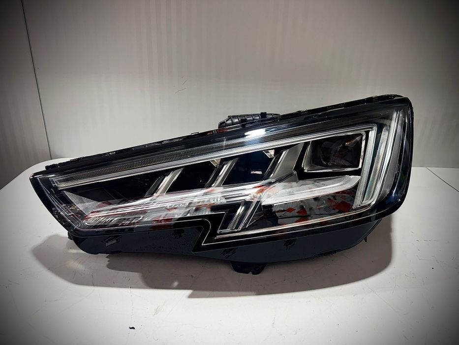 Far dreapta Audi A4 B9 MATRIX 2017/2018/2019/2020