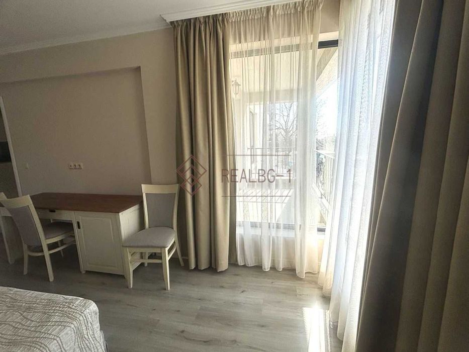 Продава се Тристаен апартамент в Балчик - 96 кв.м за 1055 €/кв.м - Снимка #5