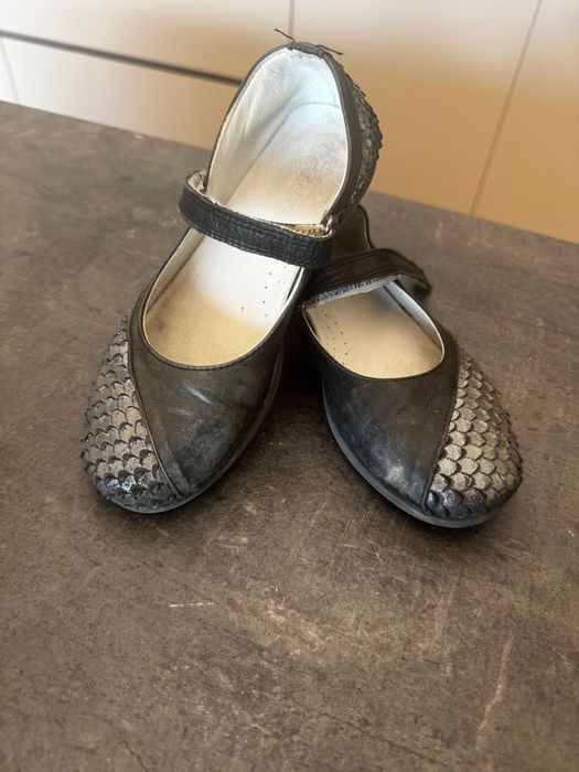 Балерини от естествена кожа за момиче