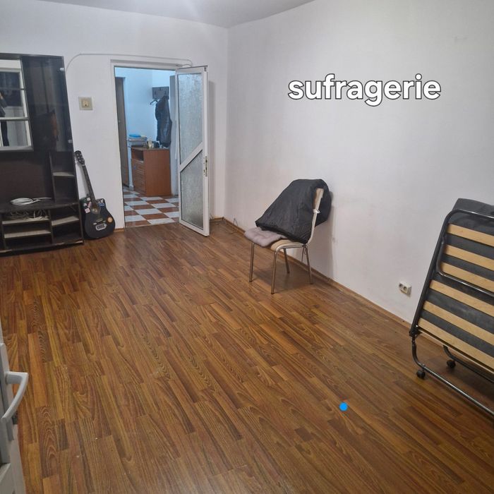 Apartament 2 camere de vanzare