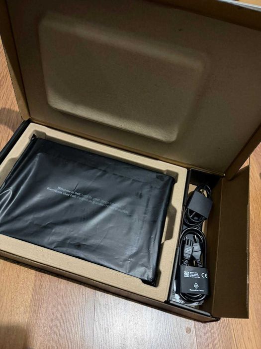 Laptop Nou Dell Pro 16 Plus PB16250