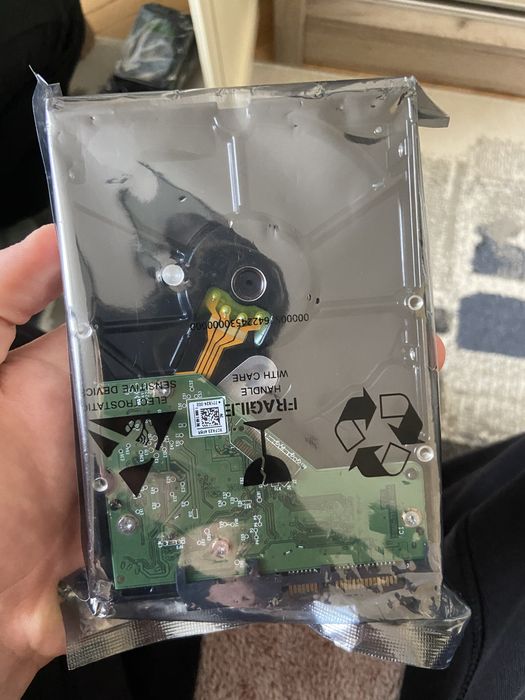 Hard Disk WD Purple 1TB - NOU, SIGILAT | Pentru supraveghere (CCTV)