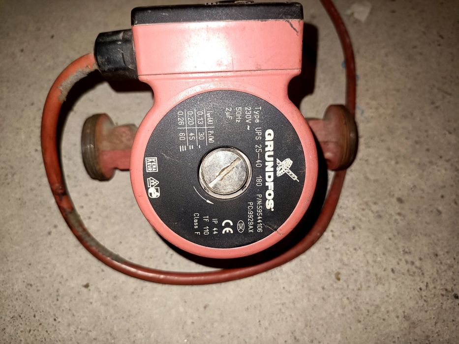 Насосы Grundfos ALPHA2 25-40 и UPS 25-40 оригинал