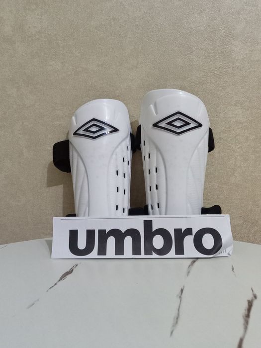 Щитки , для футбола