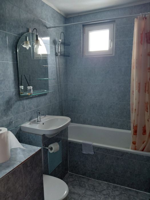 Inchiriez apartament 2 camere