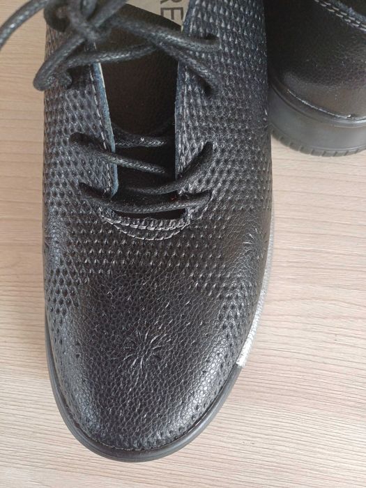 Pantofi sport piele marimea 39