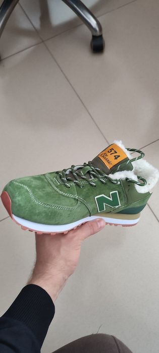 Кроссовки зимние новые NB
