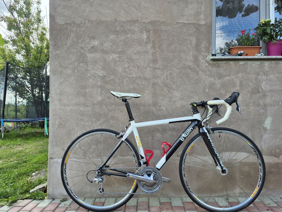 Cursiera btwin hidro ac v 107