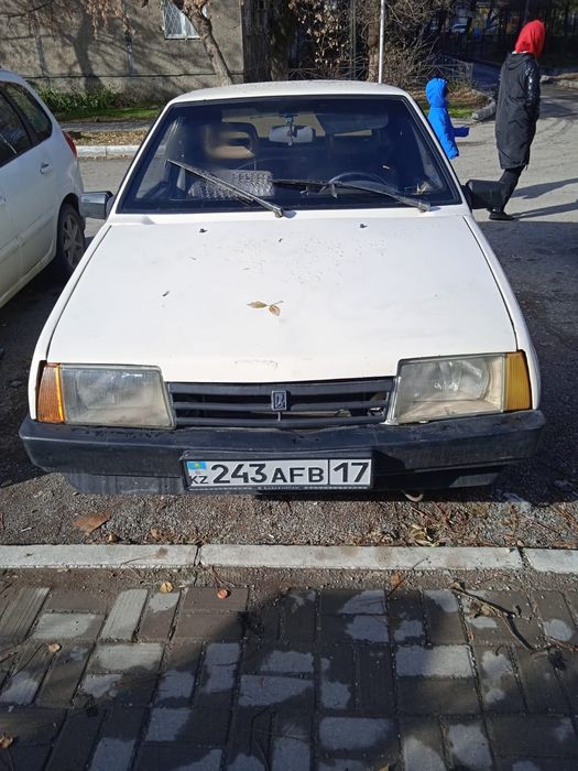 Машина Ваз 2109 продам