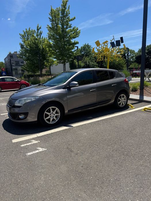 Renault Megane Ambreiaj , volanta , baterie noi .