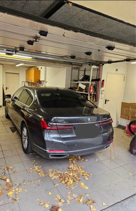 Кола под наем с шофьор – Лукс, комфорт и стил