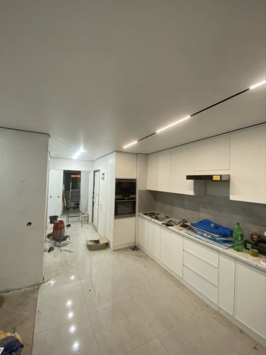 Натяжные потолки