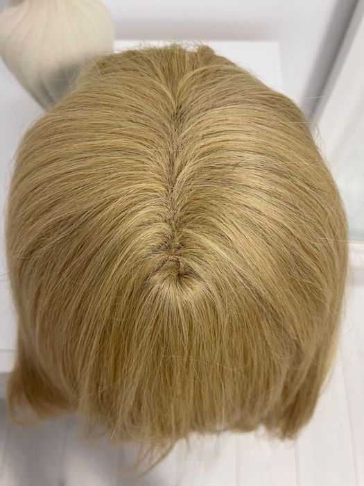 Peruca par natural blond opal cu breton 50 cm BuenoBia