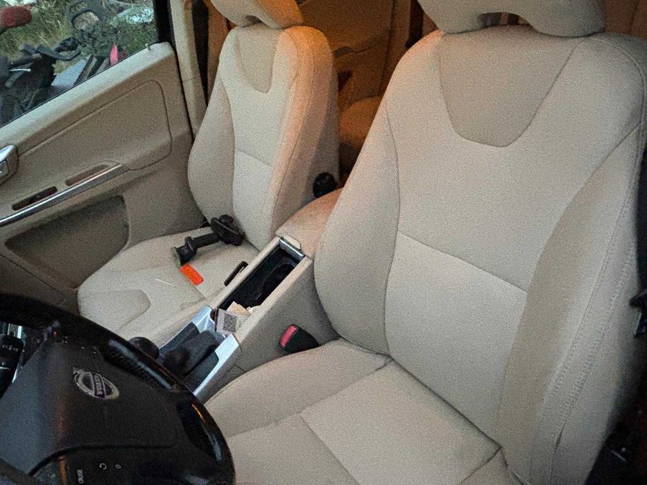 VOLVO XC60 2009 — imagine 10