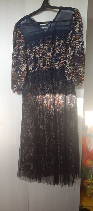 Продам платья, есть ещё фотографии